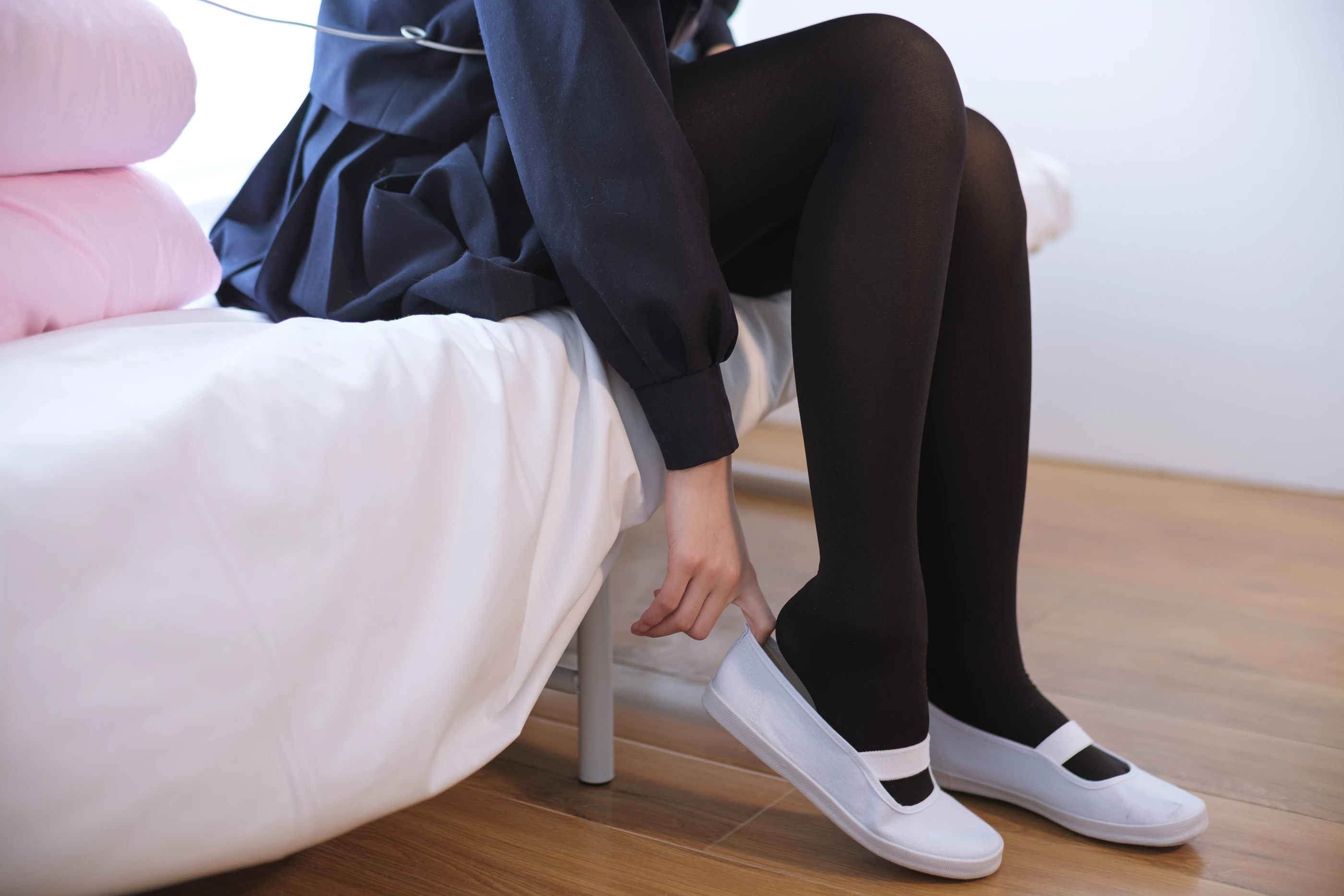 森萝财团 X-004 [127P 1V]插图7